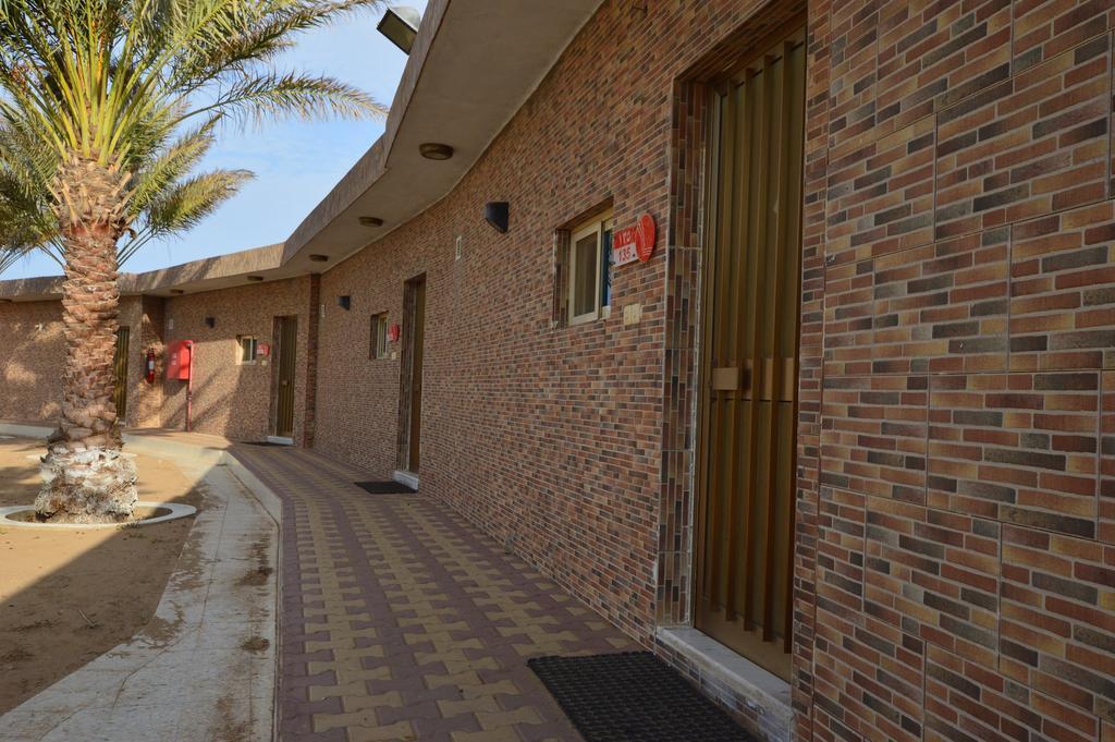 Al Ahmadi Plaza Resort 얀부 외부 사진