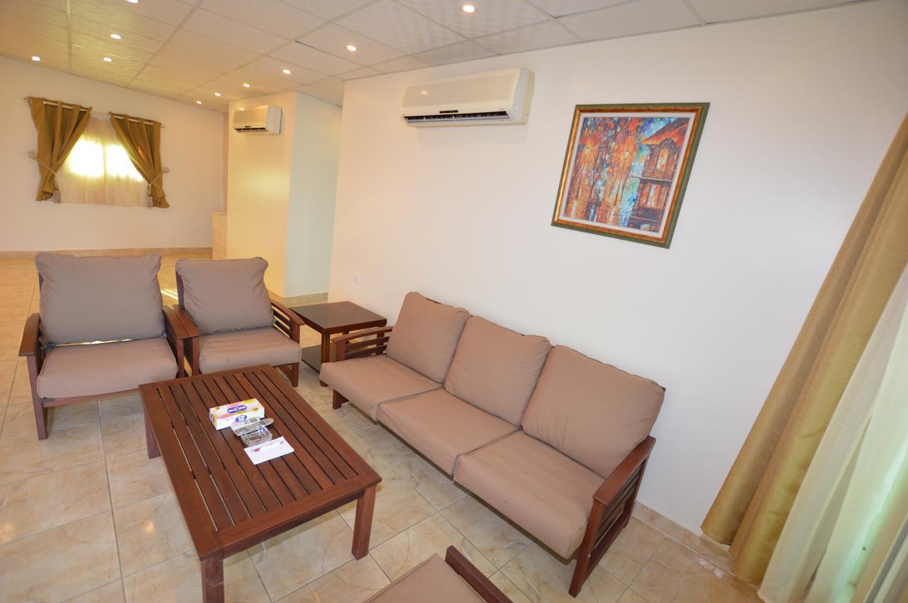 Al Ahmadi Plaza Resort 얀부 외부 사진