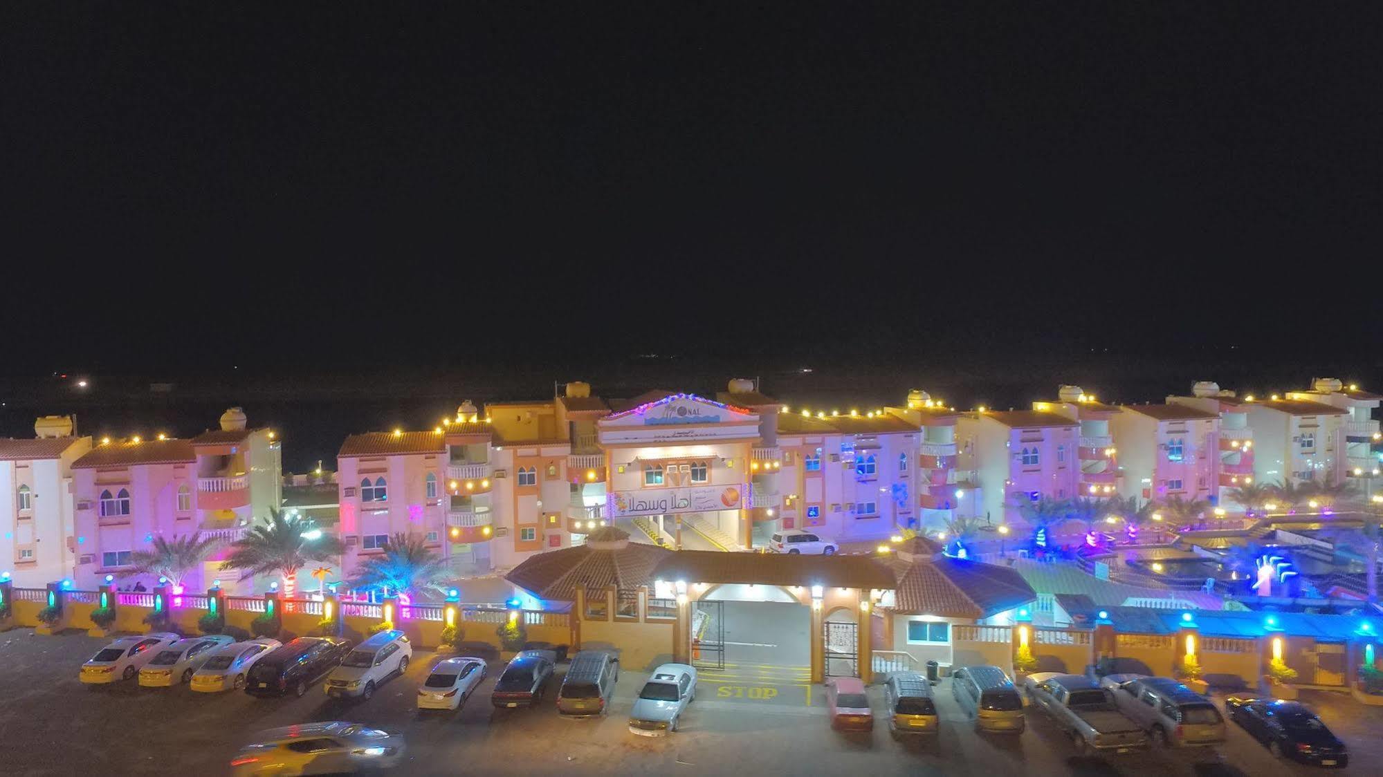 Al Ahmadi Plaza Resort 얀부 외부 사진