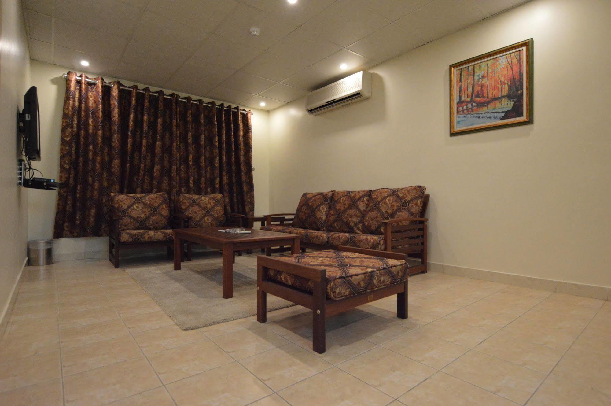 Al Ahmadi Plaza Resort 얀부 외부 사진